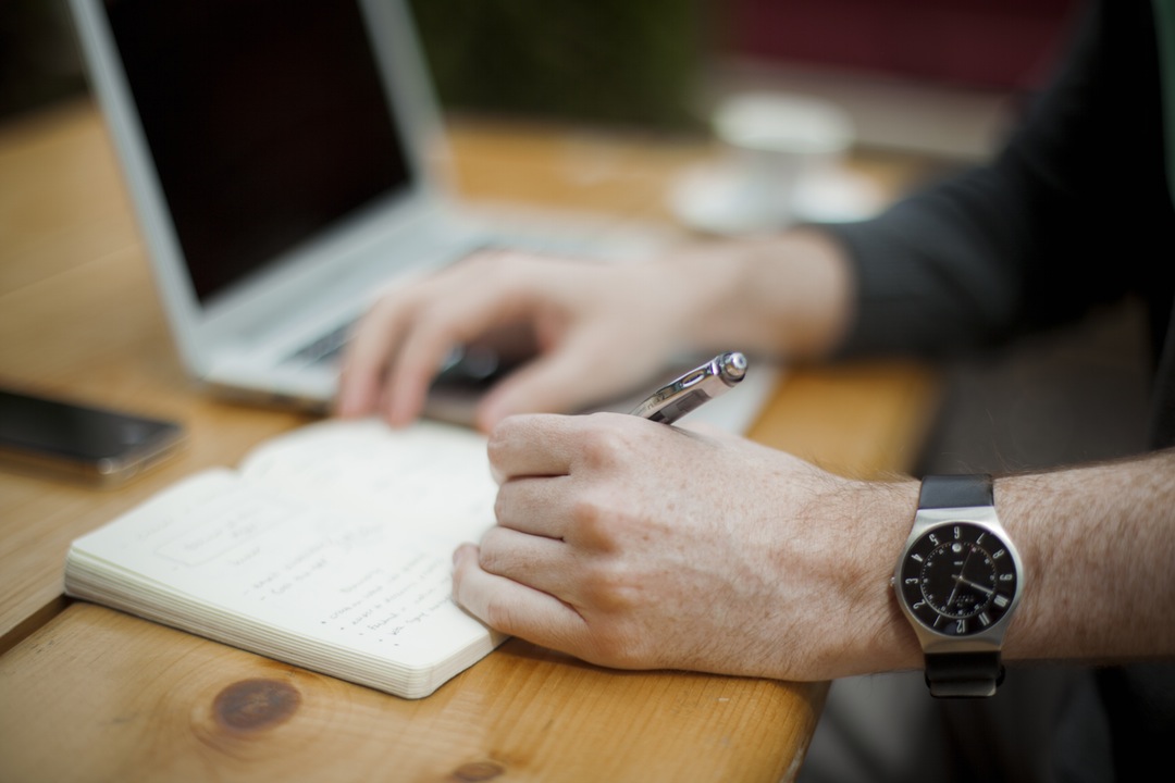 Should You Hire An Editor To Review Your Copy?