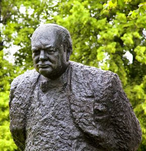 Top 10 Living Communicators Who Influence Change