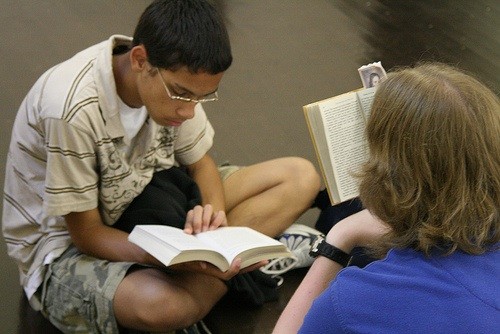 On Working Moms and Literacy