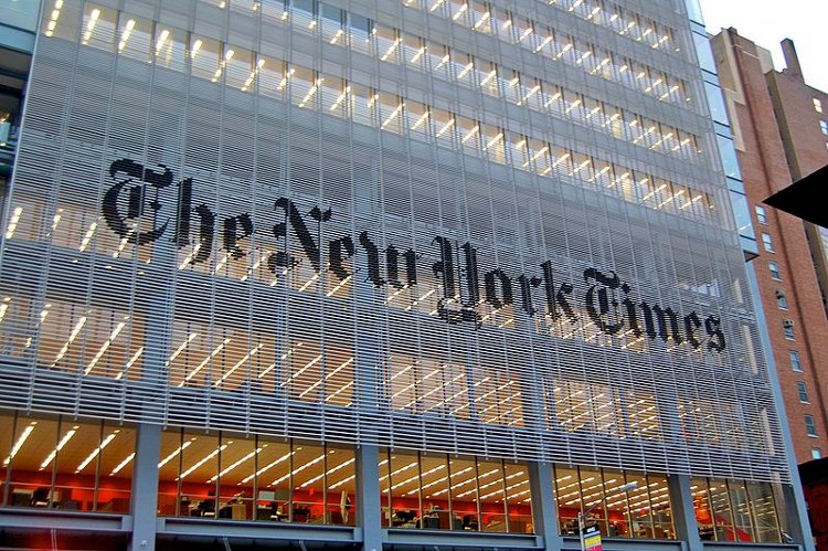 Artistic Research at The New York Times Visualizes Media Plight