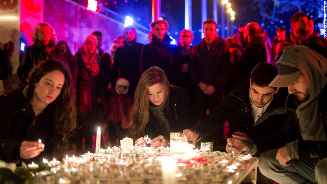 Paris Tribute