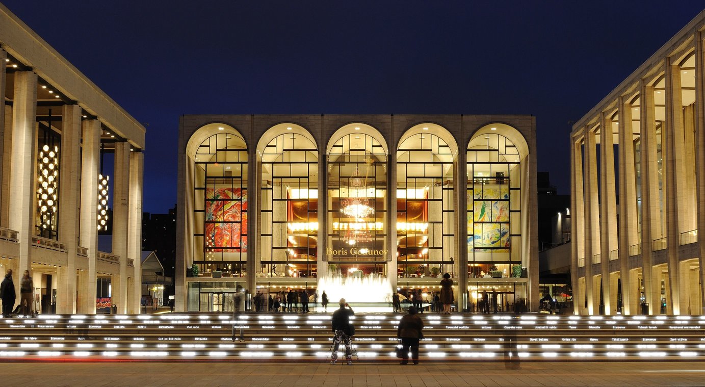 Lincoln Center Publicity: MWW PR West New Boss & Diamonds Reputation