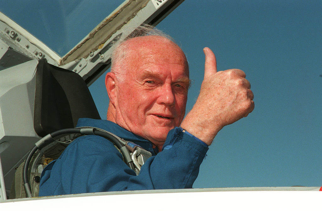 Astronaut John Glenn receives a hero's sendoff