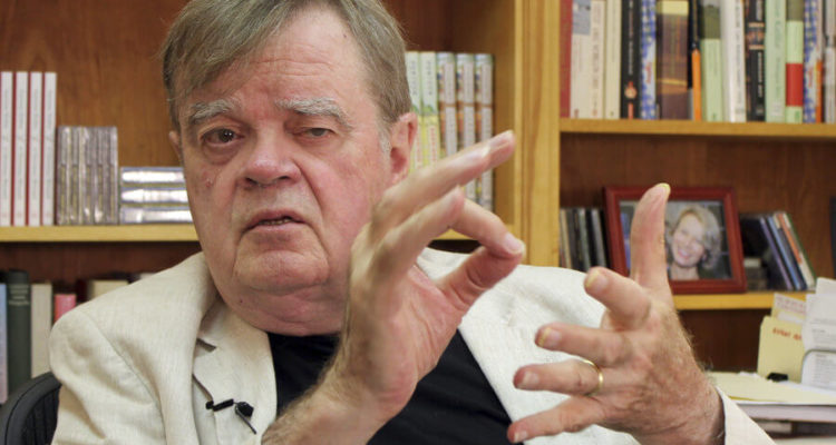 Keillor continues to defend his reputation after firing