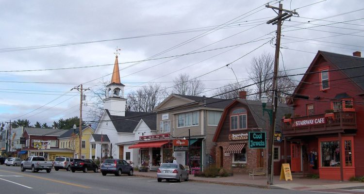 TOWN OF MOULTONBOROUGH SEEKS MARKETING FIRM