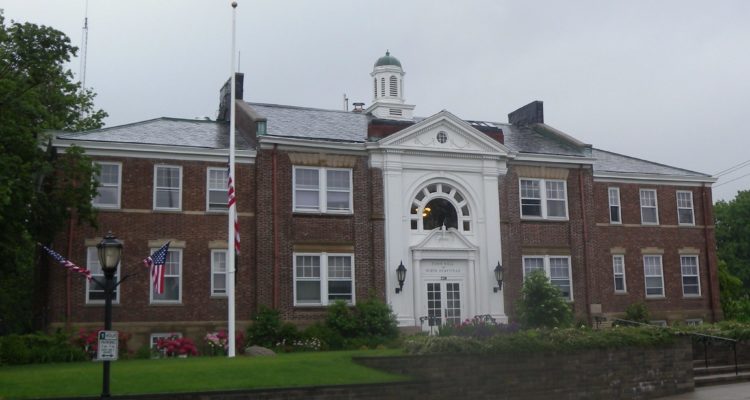 TOWN OF NORTH HEMPSTEAD SEEKS LOBBYING AGENCY