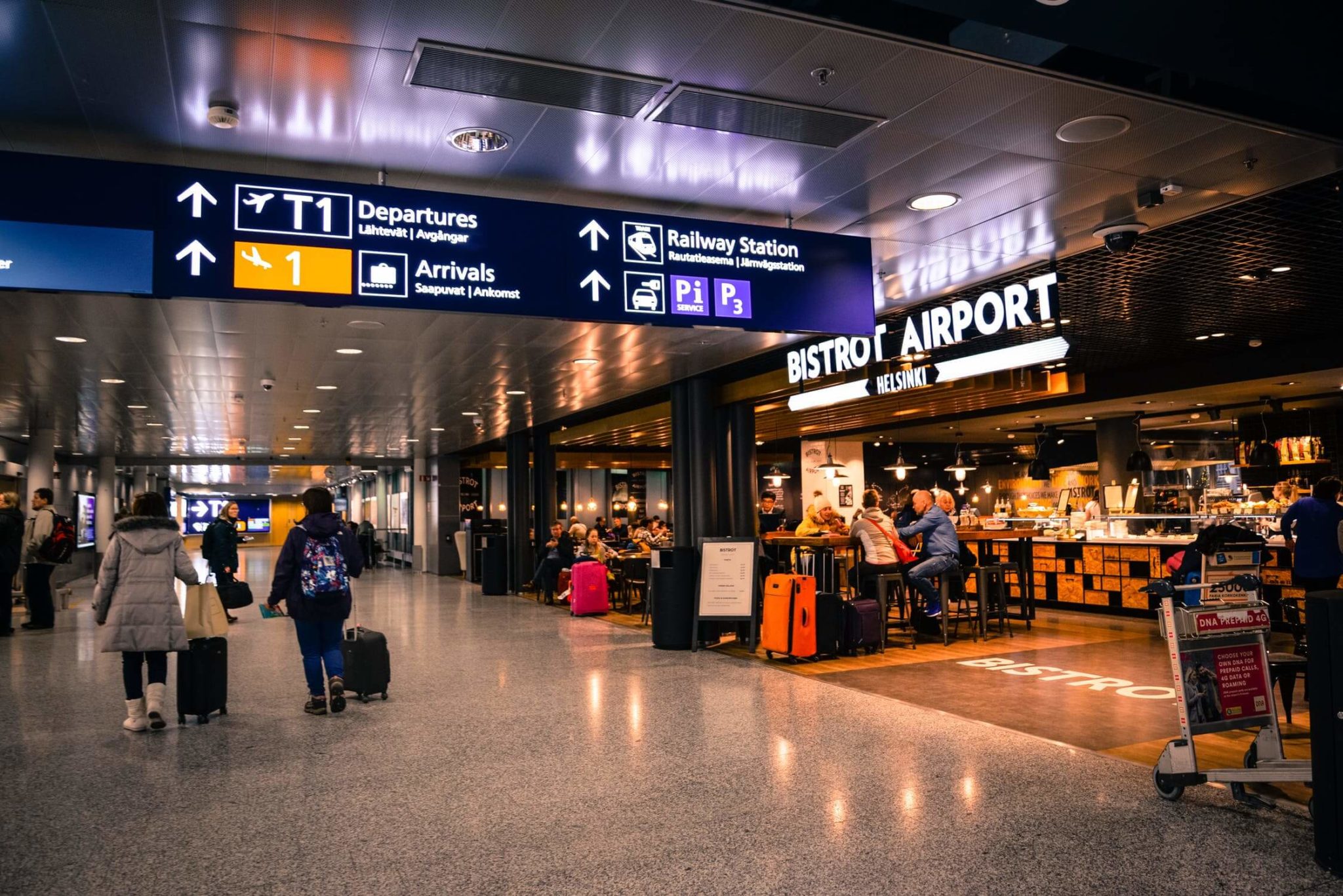 MANCHESTER-BOSTON REGIONAL AIRPORT REQUEST FOR PROPOSALS GRAPHIC DESIGN, PUBLIC RELATIONS, MARKETING, AND ADVERTISING SERVICES Solicitation Number: FY24-805-06