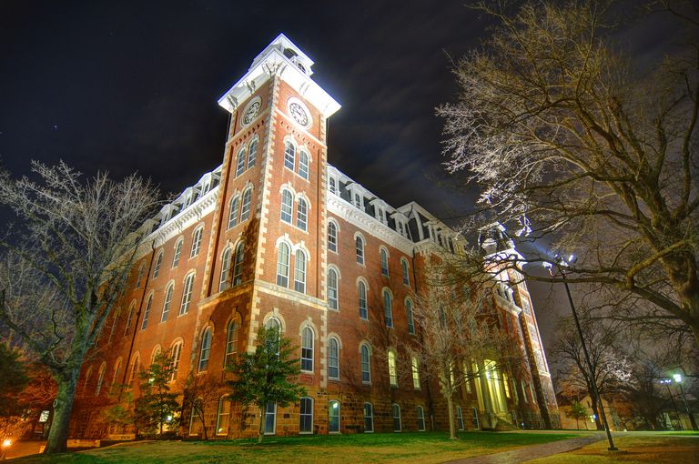 UNIVERSITY OF ARKANSAS Request for Proposal (RFP) Marketing Services for MSOM and MSEM