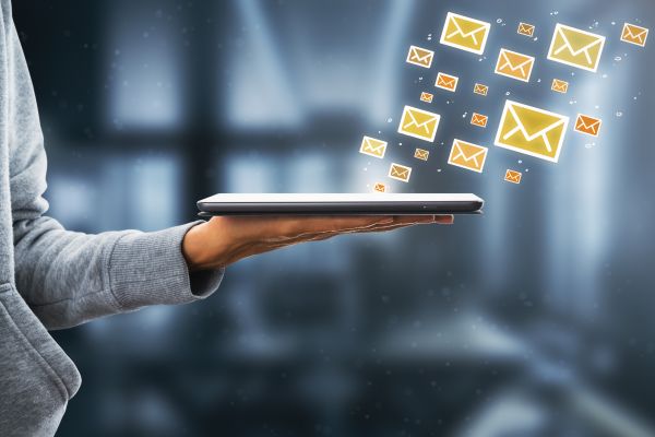Political Direct Mail Tips: Q&A with Ashley Jorgensen of Mailing.com